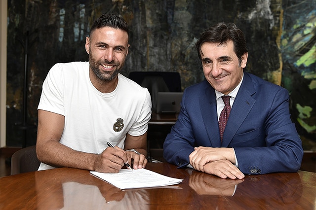Calciomercato Torino, ufficiale: Sirigu ha firmato