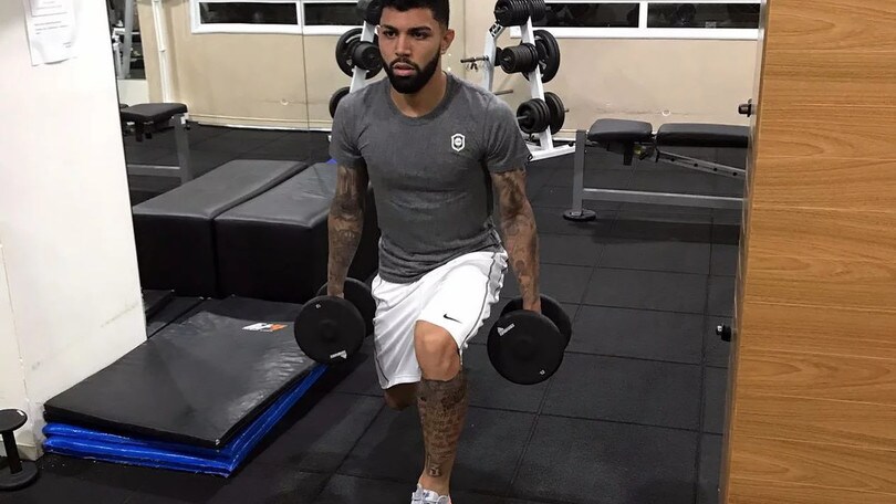 Gabigol suda anche in vacanza