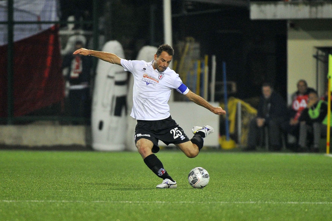 Calciomercato Pro Vercelli-Scaglia, si separano le strade