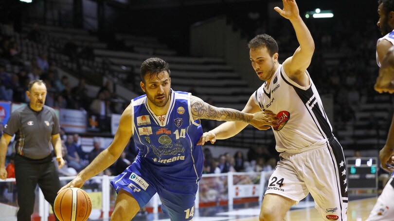 Basket Serie A, Brian Sacchetti riparte da Brescia