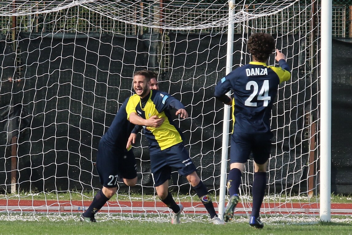 Calciomercato Santarcangelo, Stambazzi scelto come ds