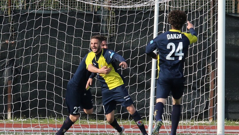 Calciomercato Santarcangelo, Stambazzi scelto come ds