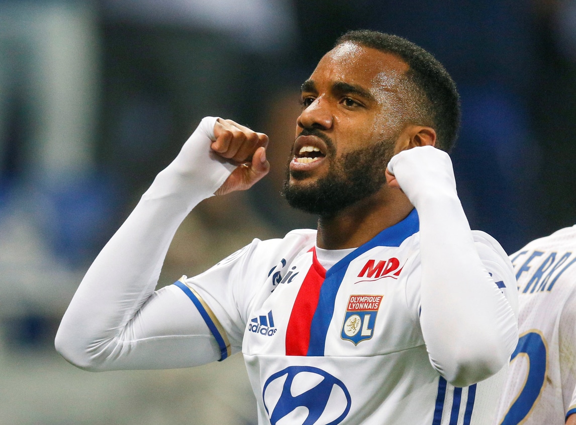 Arsenal, visite mediche per Lacazette