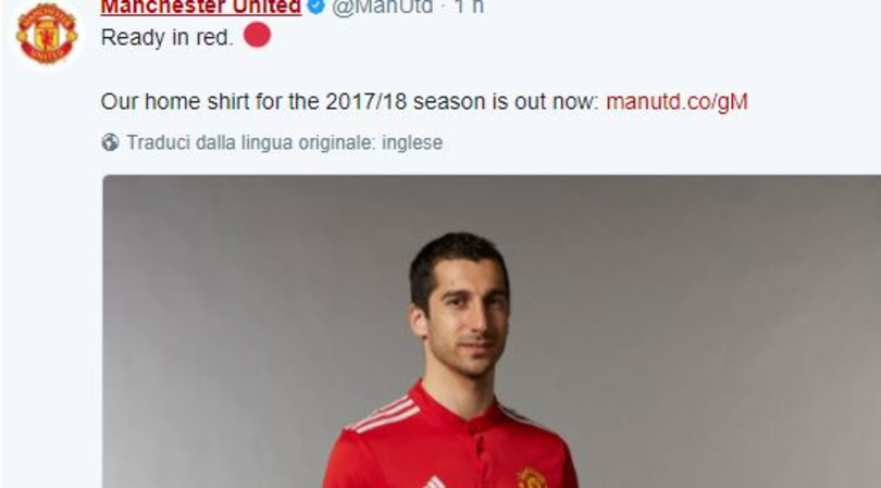 Mkhitaryan con la "pancetta": il Manchester United cancella la foto