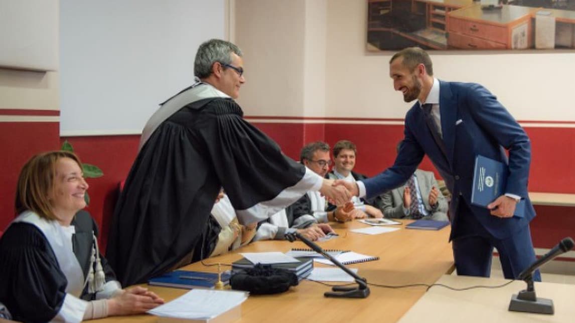 Donnarumma, impara da loro: la nazionale dei laureati