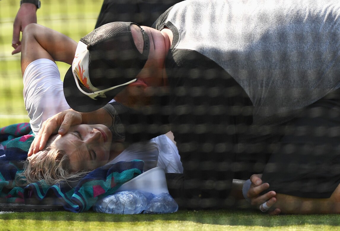 Wimbledon, dramma Mattek-Sands: campi in erba sotto accusa