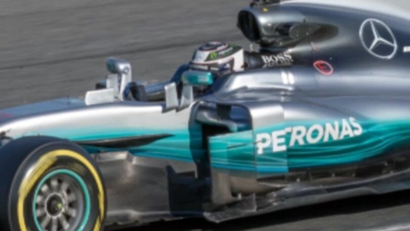 F1, Austria: Bottas in pole davanti a Vettel