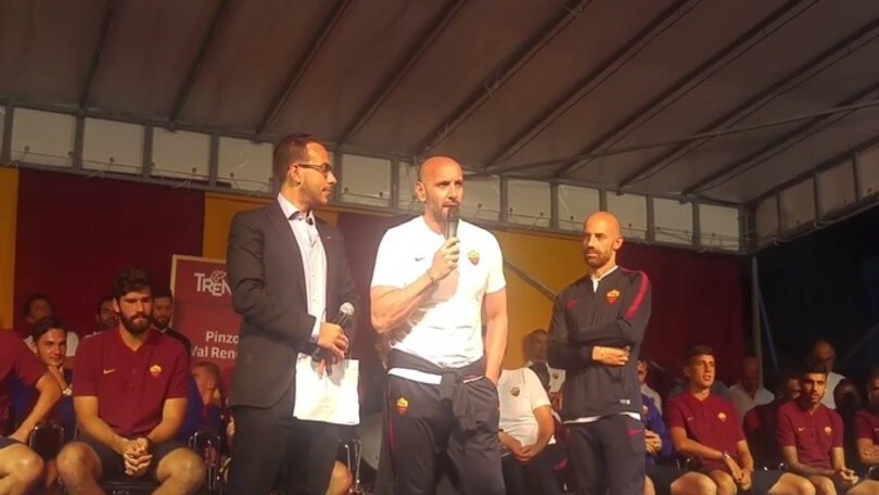 Monchi ai tifosi: "Grazie per la vostra presenza"