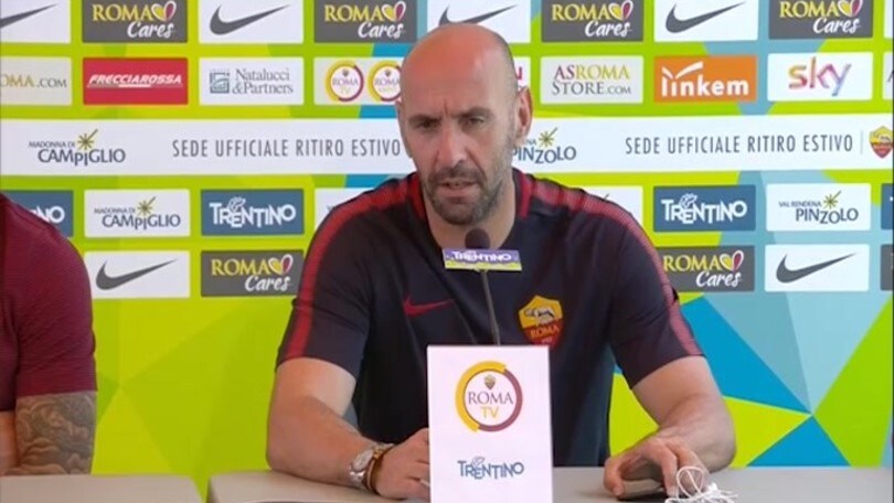 Monchi: "Karsdorp profilo per presente e futuro"