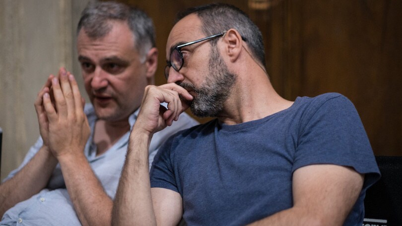 Niccolò Ammaniti a lavoro sulla serie tv per Sky Il Miracolo