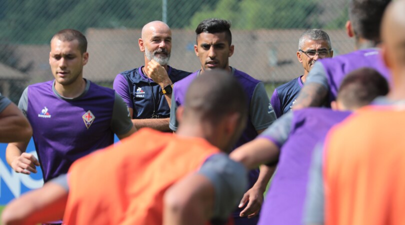Fiorentina, Pioli sbircia l'allenamento della sua nuova squadra