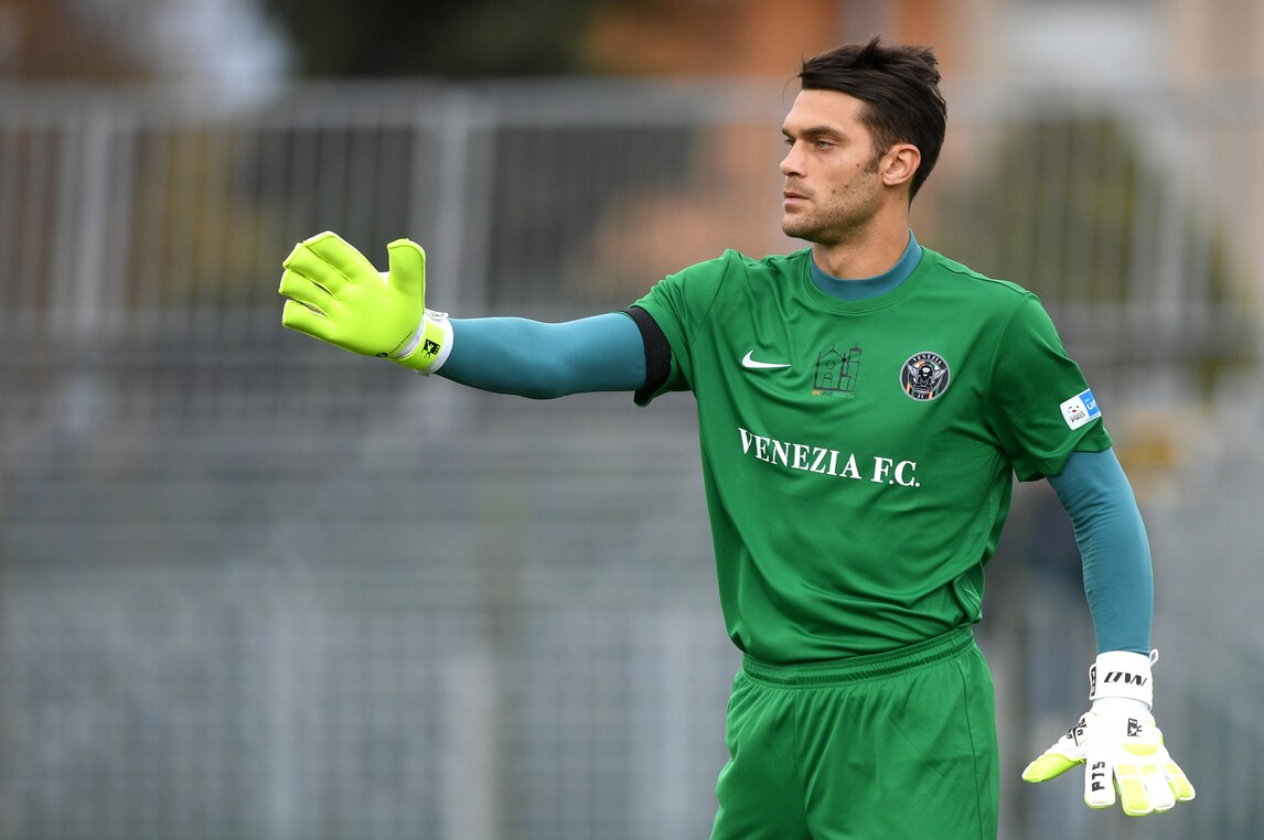 Calciomercato Reggiana, il primo colpo è Facchin