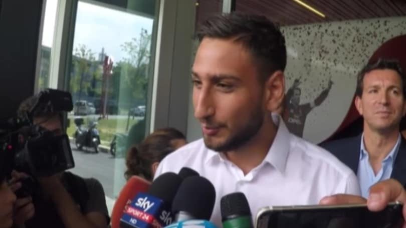Donnarumma: "Felice e orgoglioso di essere rimasto"