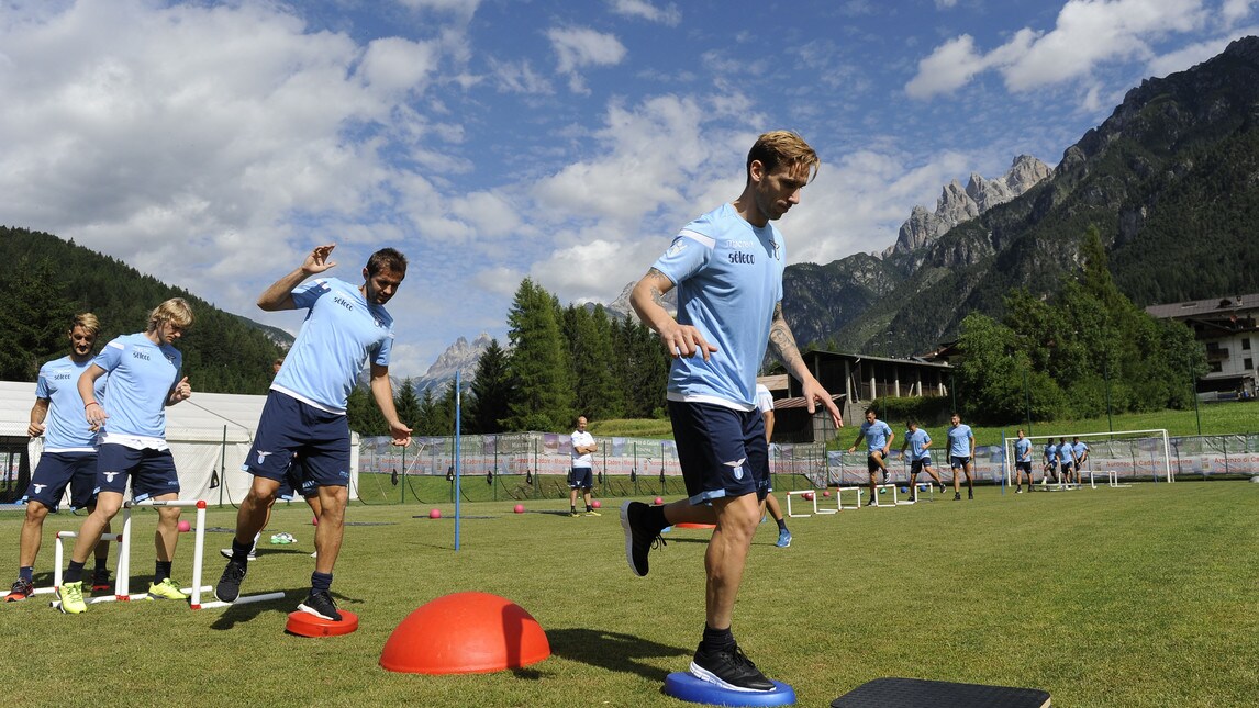 Lazio, il primo allenamento di Biglia