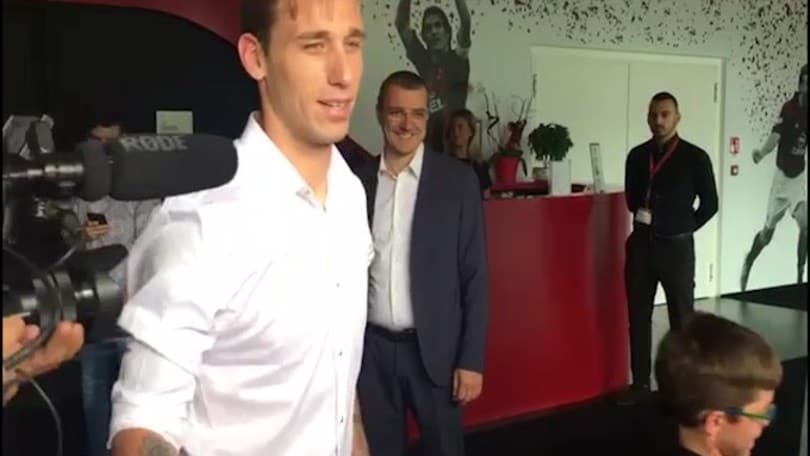 Biglia a Casa Milan: quanto affetto!