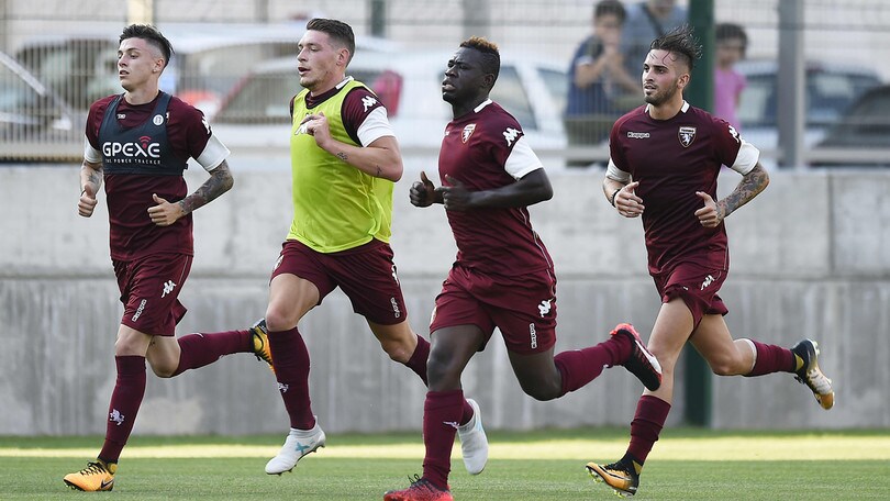 Serie A Torino, sublussazione per Parigini