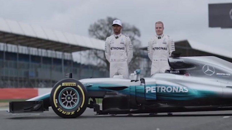 F1: Hamilton trionfa a Silverstone