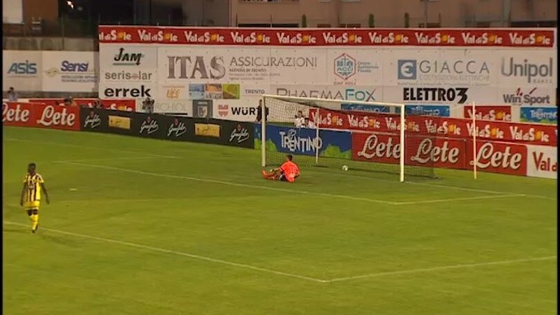Napoli, i sette gol rifilati al Trento