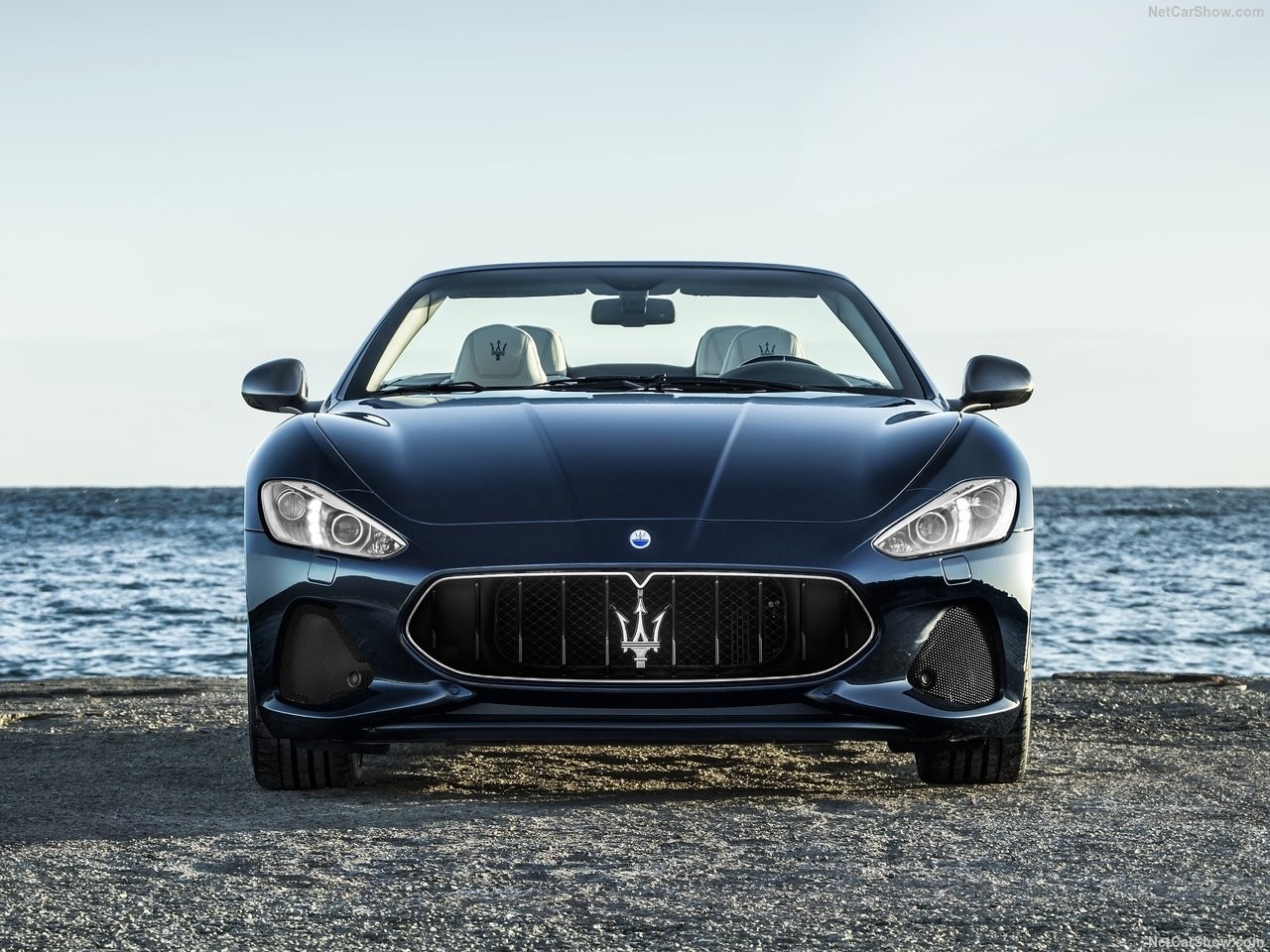 Maserati GranCabrio 2018: foto