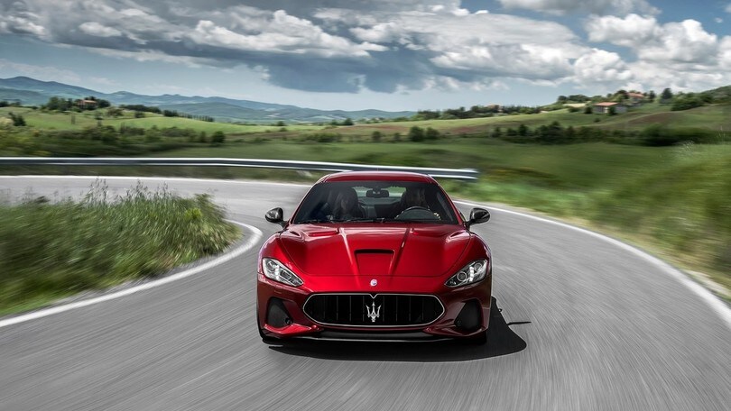 Maserati GranTurismo 2018: foto