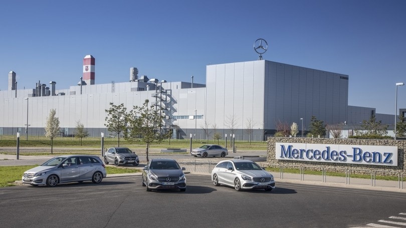 Richiamate tre milioni di Mercedes Richiamate tre milioni di Mercedes