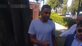 Roma, Defrel arriva per le visite mediche