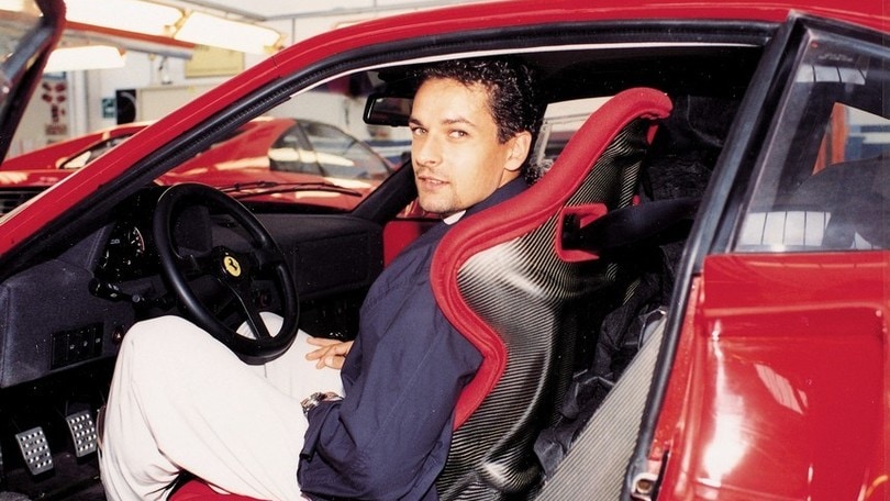 Ferrari F40, i 30 anni della leggenda Rossa: foto