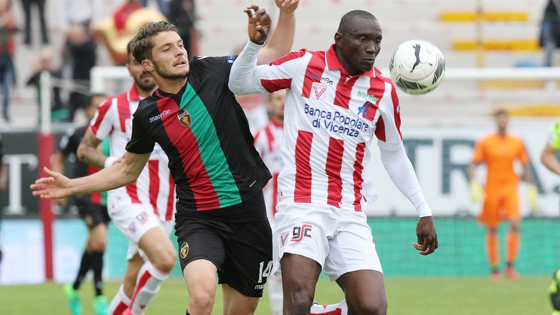 Calciomercato Salernitana, Adejo firma un triennale