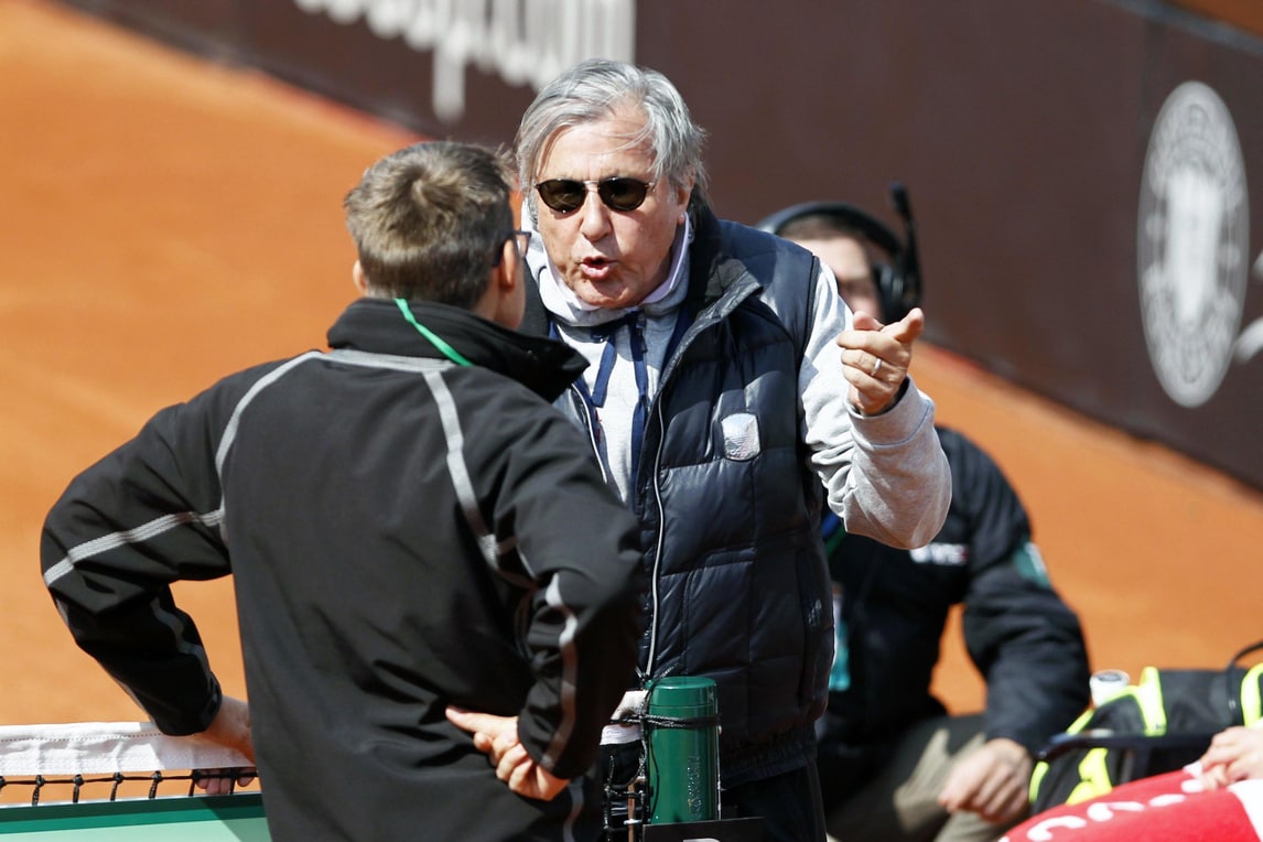 Tennis: Nastase squalificato in Fed Cup e Coppa Davis fino al 2019