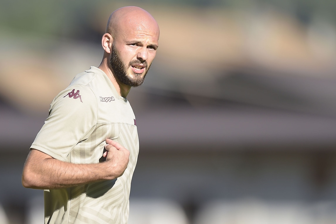 Calciomercato, Crotone-Ajeti: si fa. Sondaggio Mitrovic