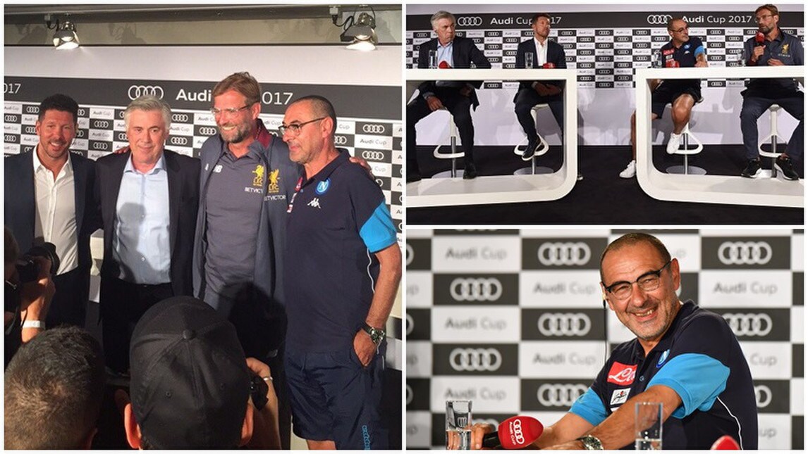 Pantaloncini e polo, Sarri non rinuncia al casual per l'Audi Cup