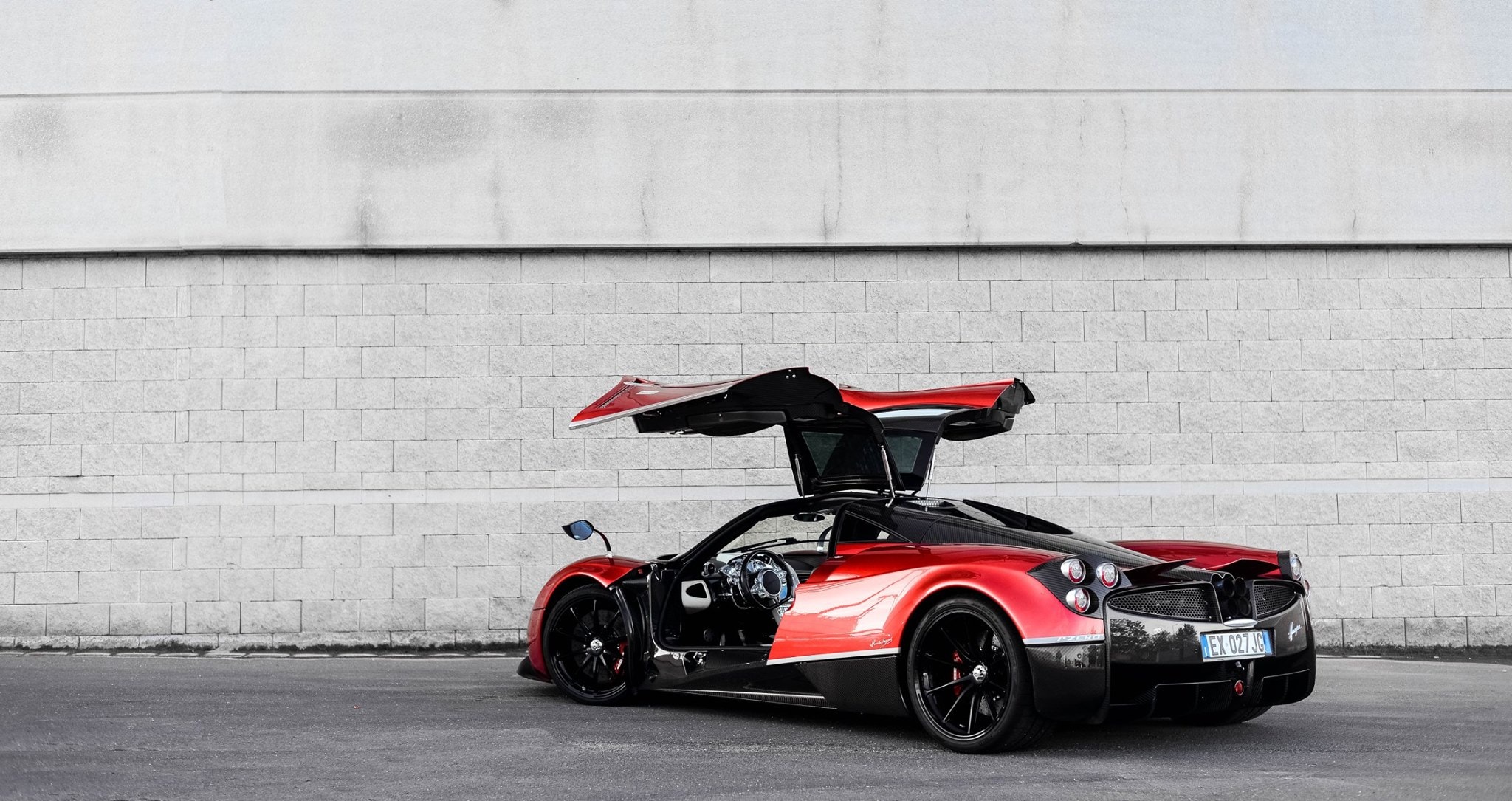 Pagani Huayra Tempesta: esemplari unico all'asta per 2,3 milioni