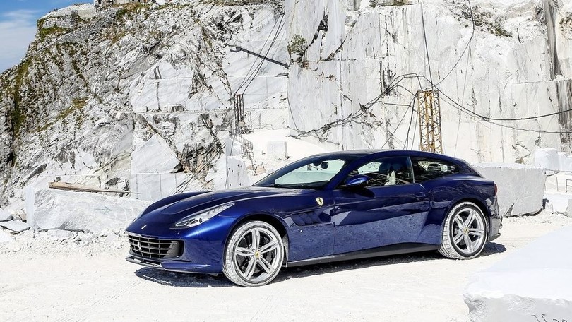 Ferrari pensa a un "utility vehicle" per ampliare la gamma
