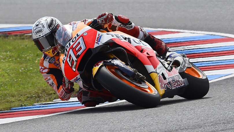 MotoGp, Brno: terze libere a Marquez, Rossi 3°