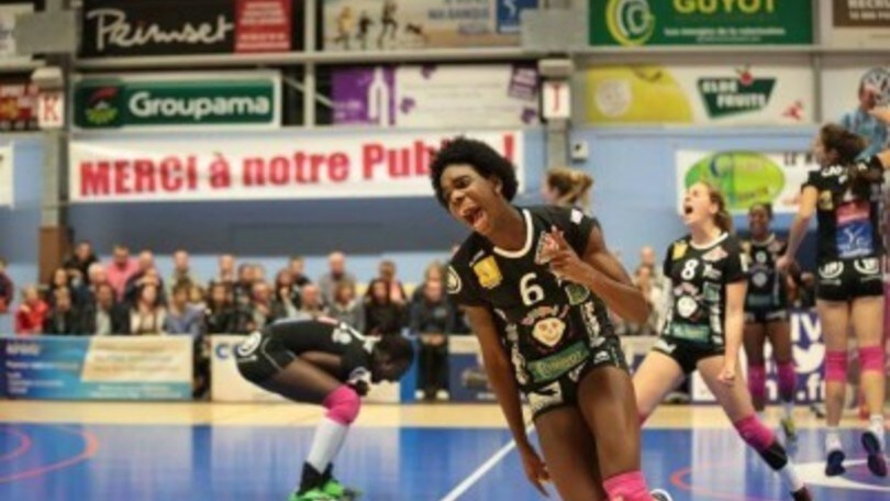 Volley: A2 Femminile, Mendaro Leyva opposto cubano per Baronissi