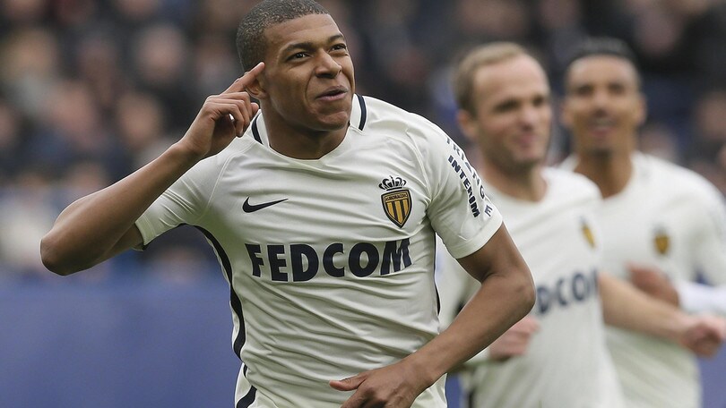 Calciomercato, in quota è fatta per Mbappè al Psg