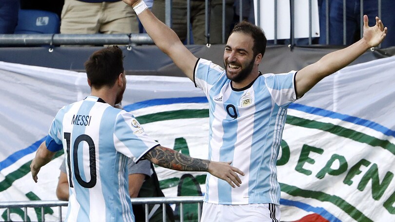 Argentina, Sampaoli convoca Icardi. Higuain a casa