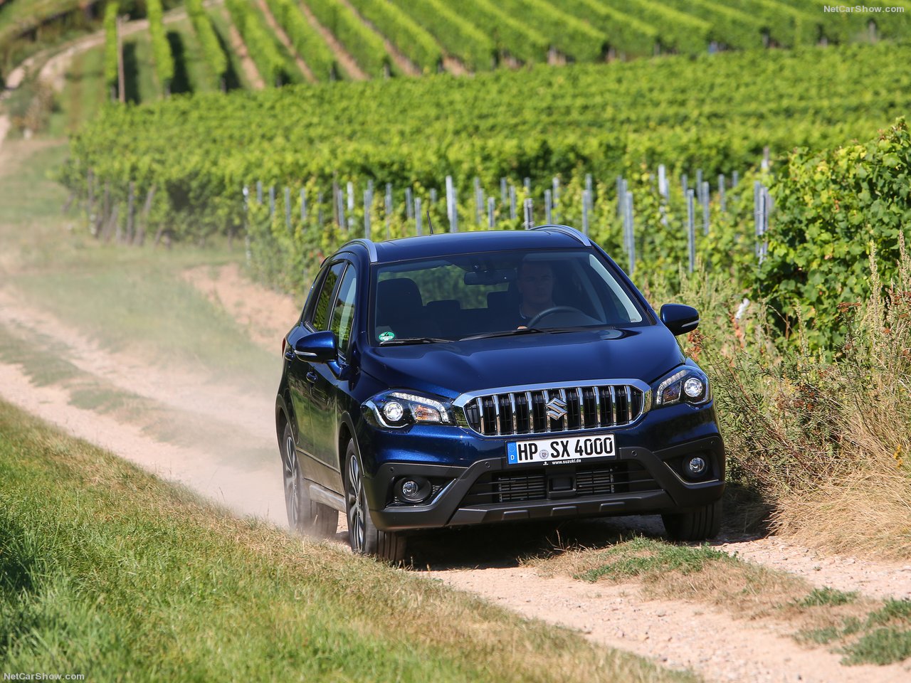 Suzuki S-Cross, solida sobrietà: prova su strada