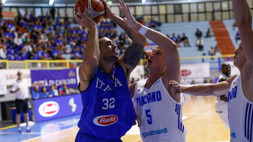 Basket Serie A: colpo di Cantù, preso Burns