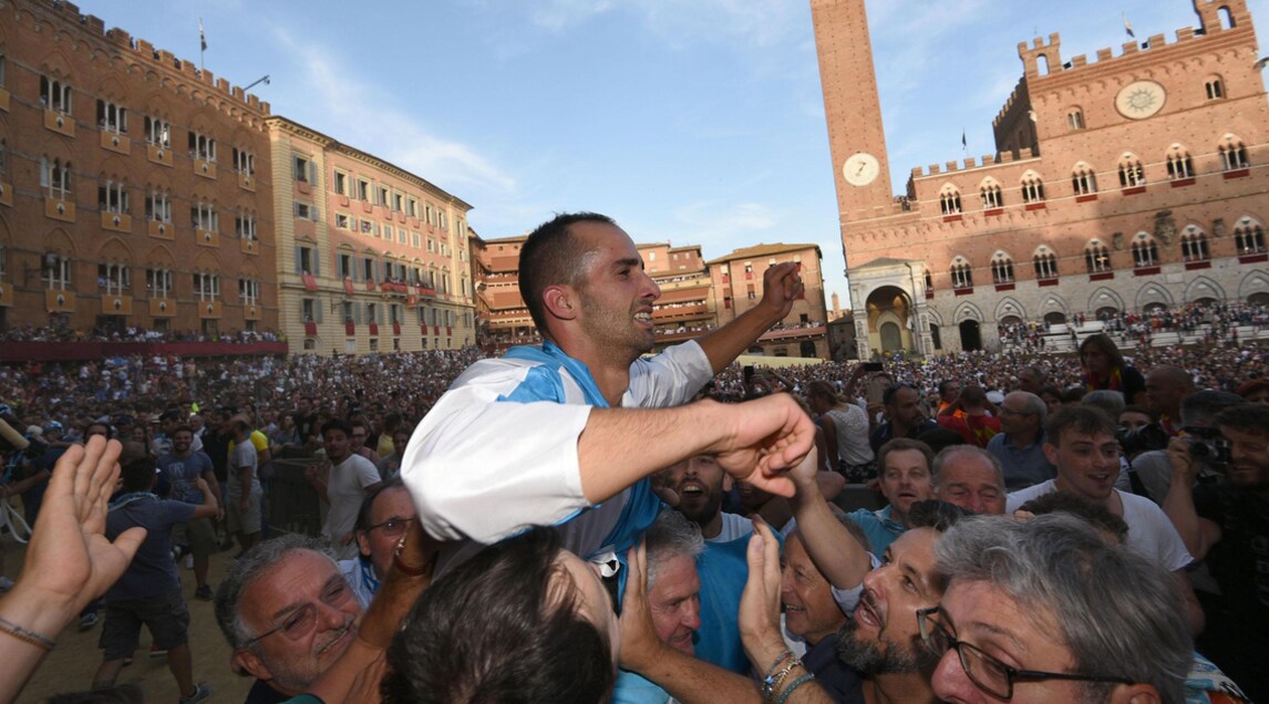 Palio di Siena, che spettacolo per l'edizione dell'Assunta