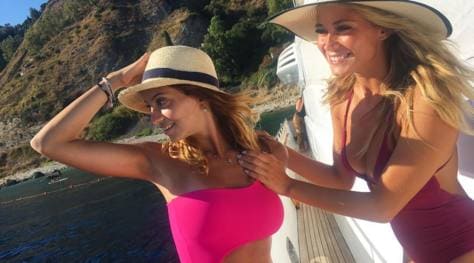 L'estate delle amiche per la pelle Diletta Leotta e Rossella Fiamingo