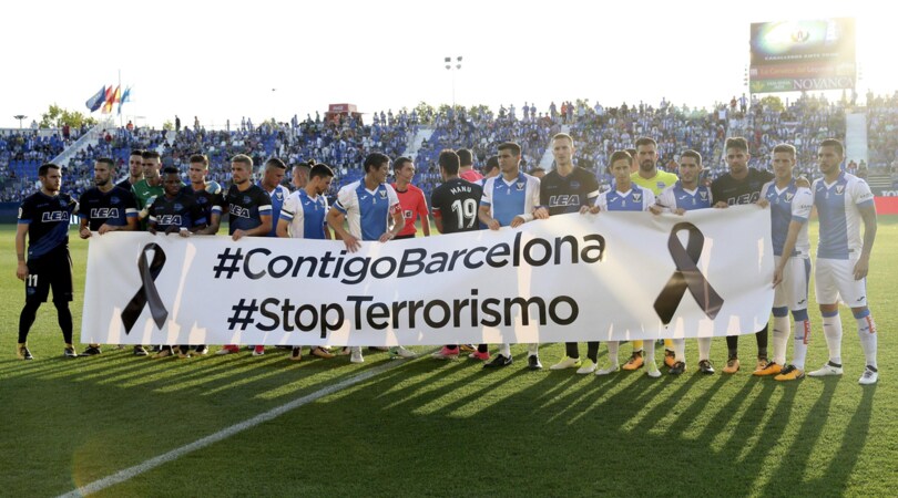 Parte la Liga: Leganes-Alaves, striscione per Barcellona