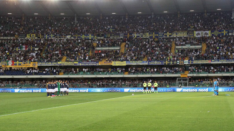 Verona-Napoli, al Bentegodi solo metà campo rizollato