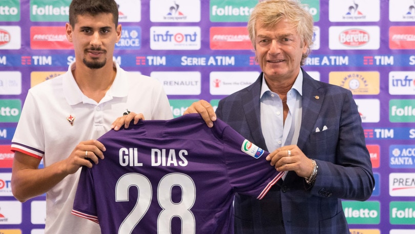 Fiorentina, Antognoni presenta Gil Dias