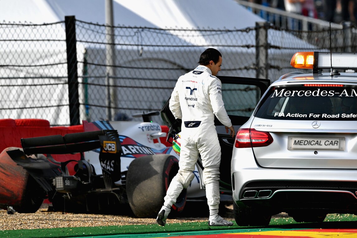 F1, Gp Belgio: incidente per Massa, trasportato al centro medico