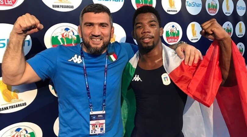Lotta, Chamizo oro mondiale!