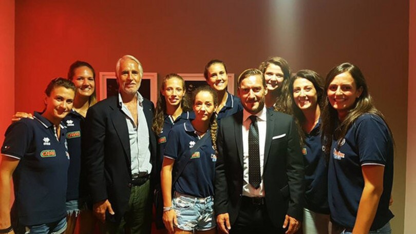 Volley: la nazionale femminile all'Olimpico con Malagò e Totti