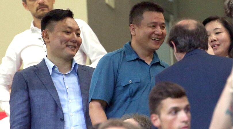 Milan-Cagliari, Li Yonghong a San Siro: «Benvenuto presidente»
