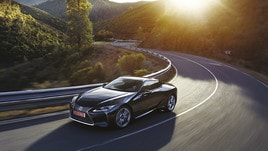 Lexus LC 500: foto e prezzi