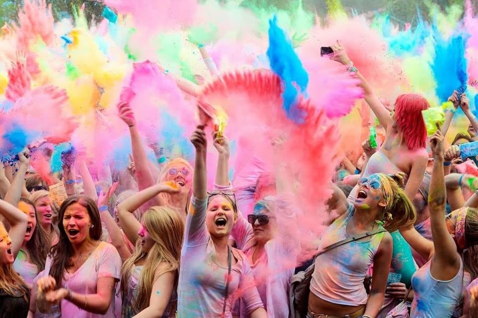 Arriva il Magic Color Party a Rainbow Magicland